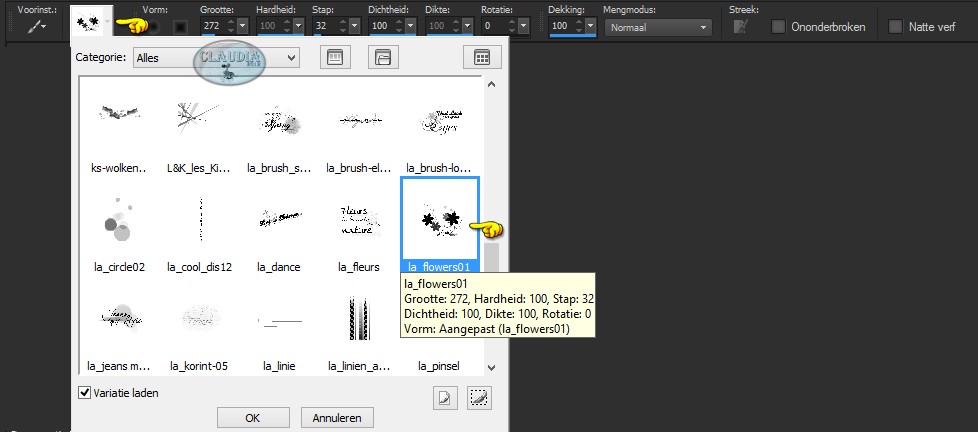 Activeer het Penseelgereedschap (= brushe) en zoek de brushe "la_flowers01"