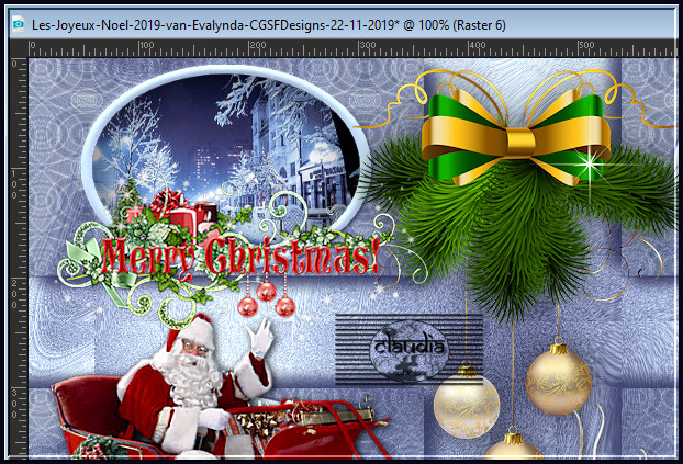 Als je een eigen tekst of WordArt gebruikt, plaats deze dan naar eigen inzicht