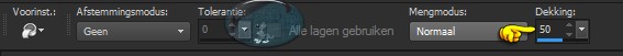 Activeer de Vlakvulling (= emmertje) en zet de Dekking hiervan op 50%