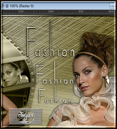 Typ de tekst "Fashion" 3 x, in 3 verschillende groottes en plaats ze zoals op het voorbeeld